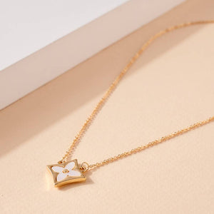 Rhombus Flower Pendant Necklace - Gold